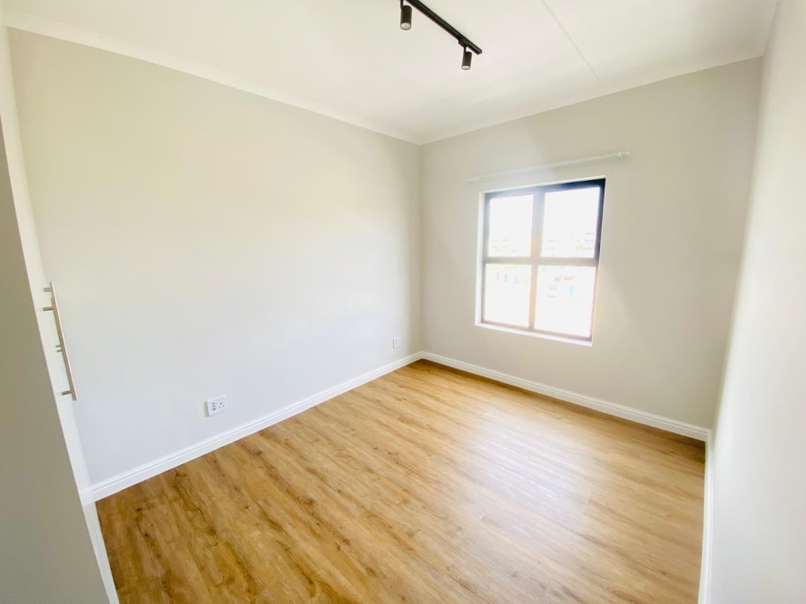 To Let 3 Bedroom Property for Rent in Sandown Western Cape